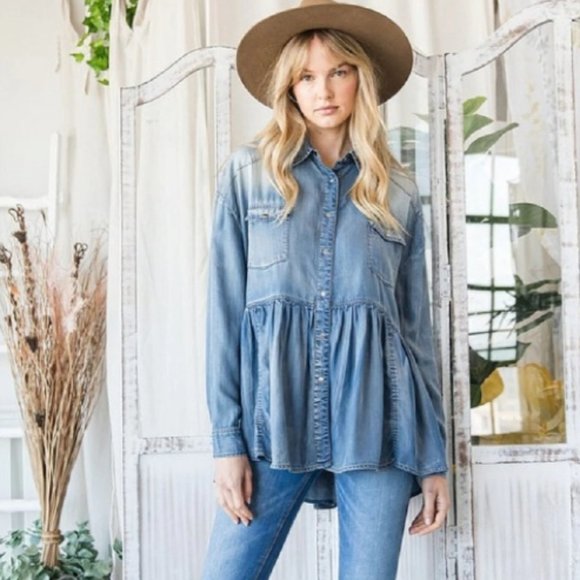 GeeGee Tops - GeeGee Babydoll Denim Acid Wash Chambray Top Snap Buttons Hi Low Size 2XL